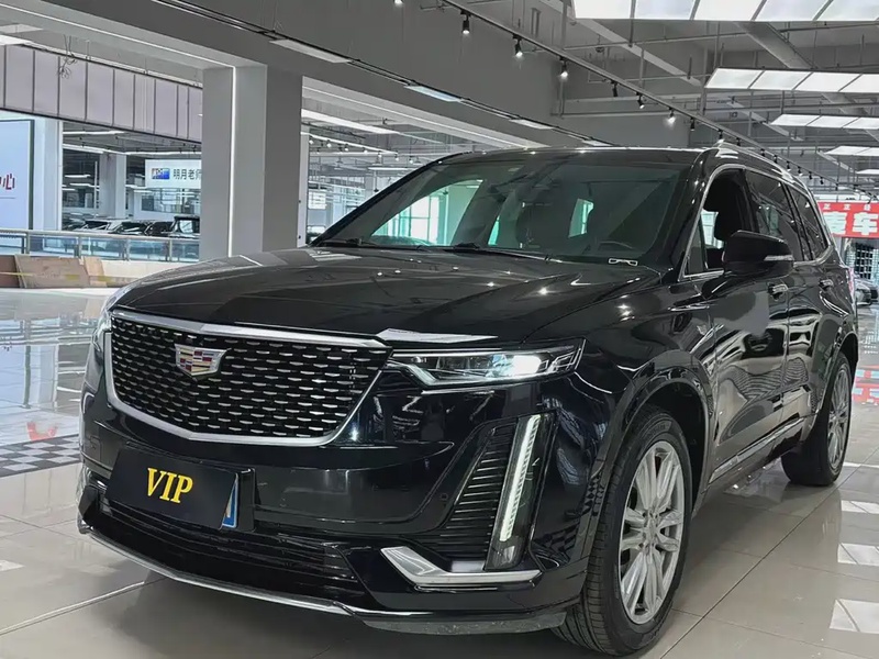 Cadillac XT6