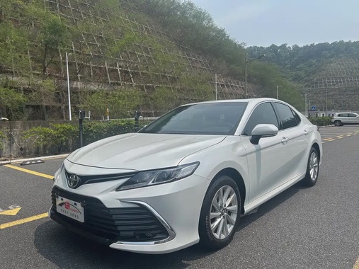 Toyota Camry 2022