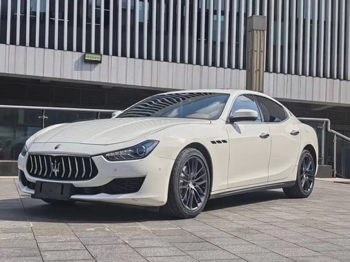 Maserati Ghibli 2021