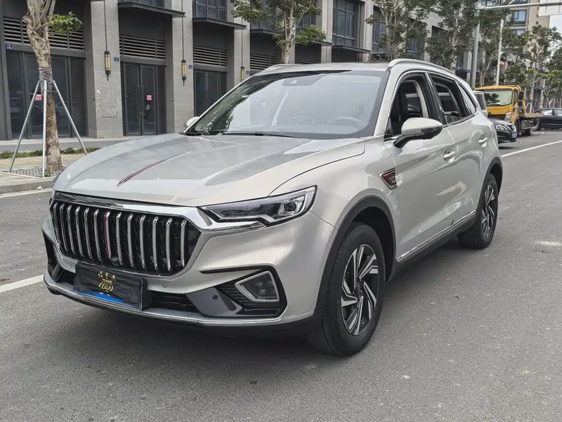 Hongqi HS5