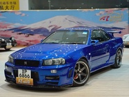 Nissan GT-R 2000