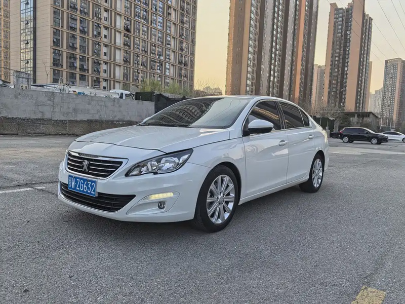 Peugeot 408