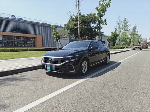 Volkswagen Passat 2023