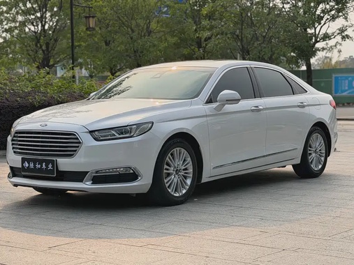 Ford Taurus 2017