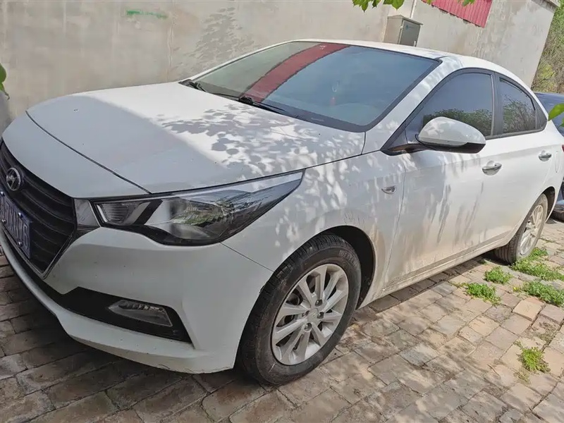 Hyundai Verna