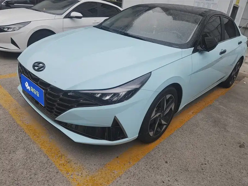 Hyundai Elantra