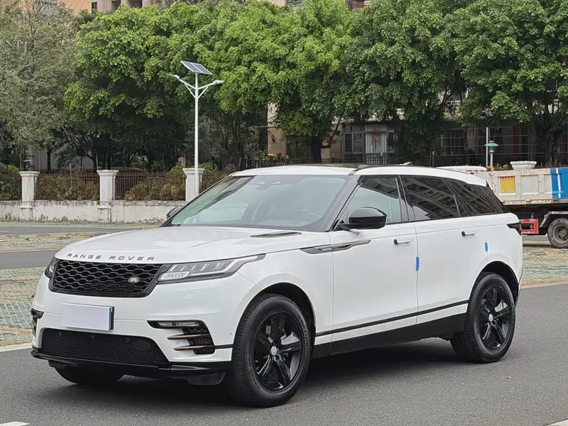 Land Rover Velar