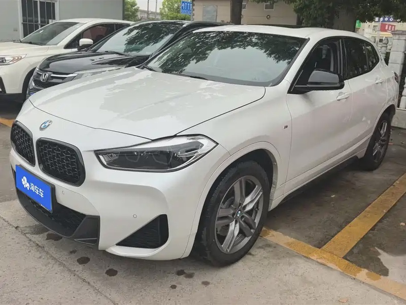 BMW X2
