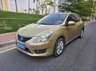 Nissan Tiida 2012