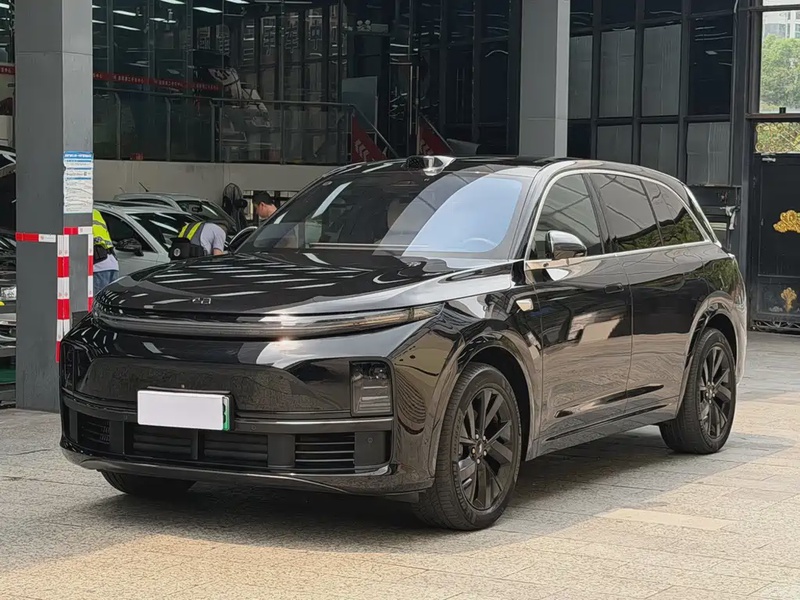 Li Auto L7