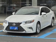 Lexus ES 2016