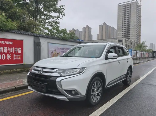 Mitsubishi Outlander 2018