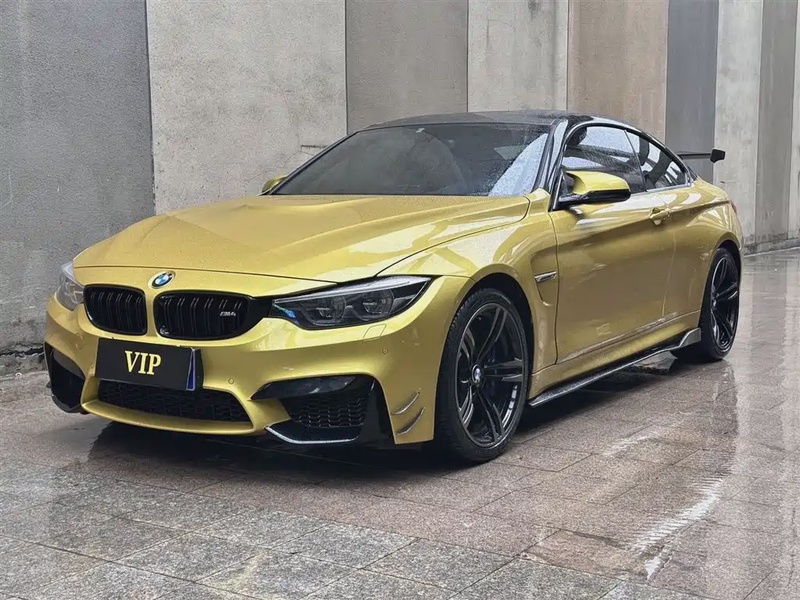 BMW M4