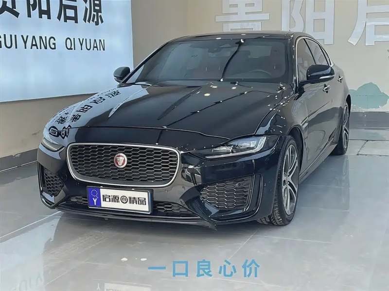 Jaguar XE