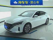 Nissan Teana 2024