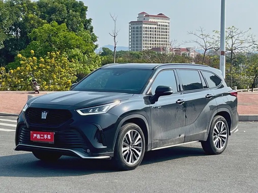 Toyota Crown Kluger 2025