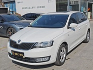Skoda Rapid Spaceback 2016