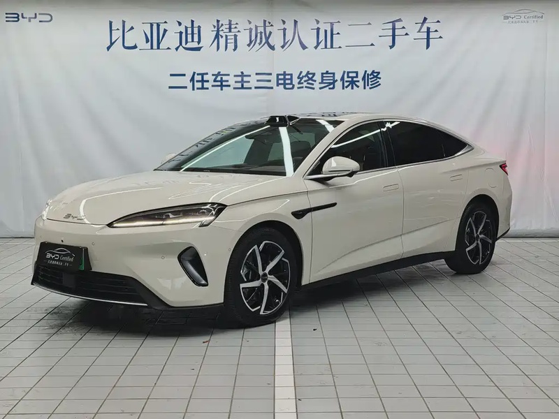 BYD Seal 07
