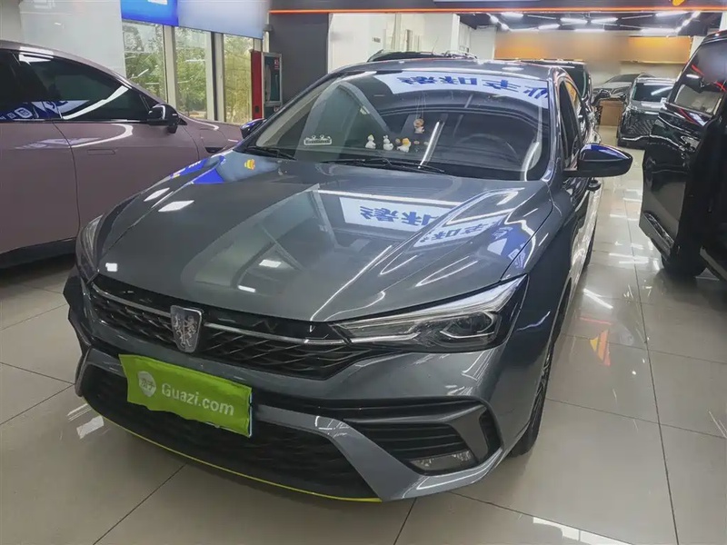 Roewe i5