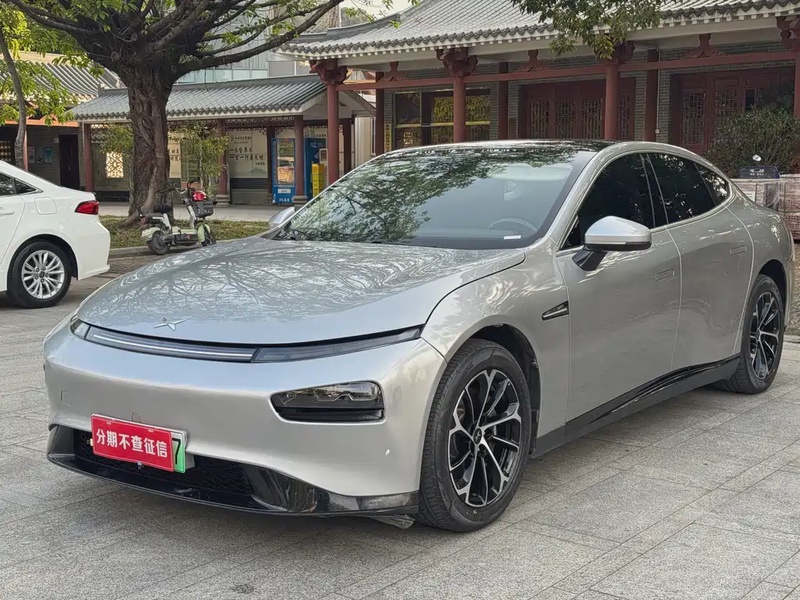 XPeng P7