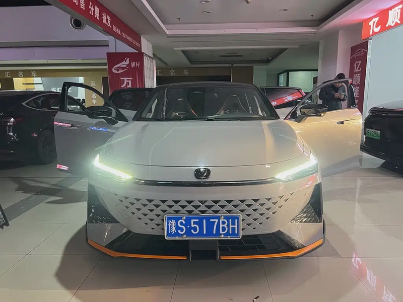 Changan UNI-V