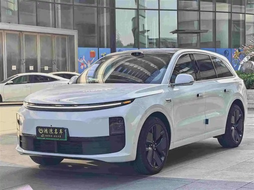 Li Auto L6 2025