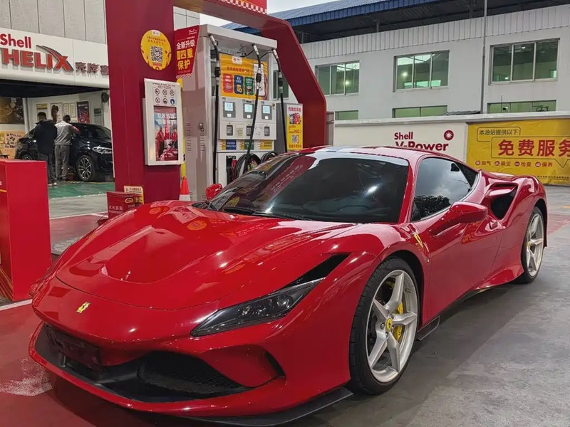 Ferrari F8