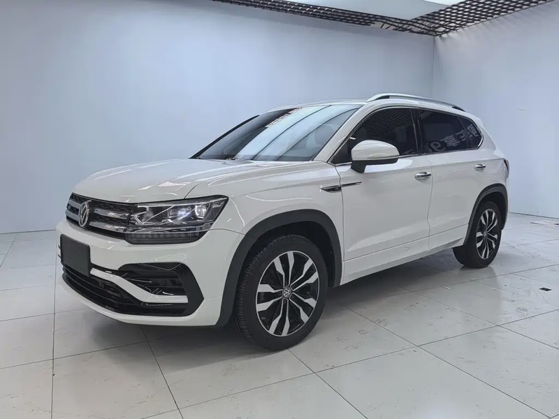 Volkswagen Tharu