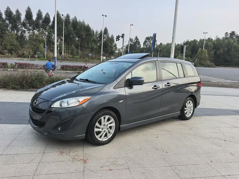 Mazda 5