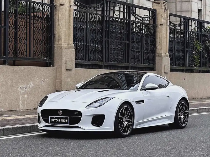 Jaguar F-TYPE