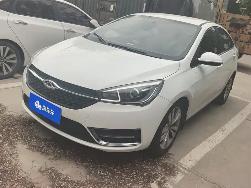 Chery Arrizo 5