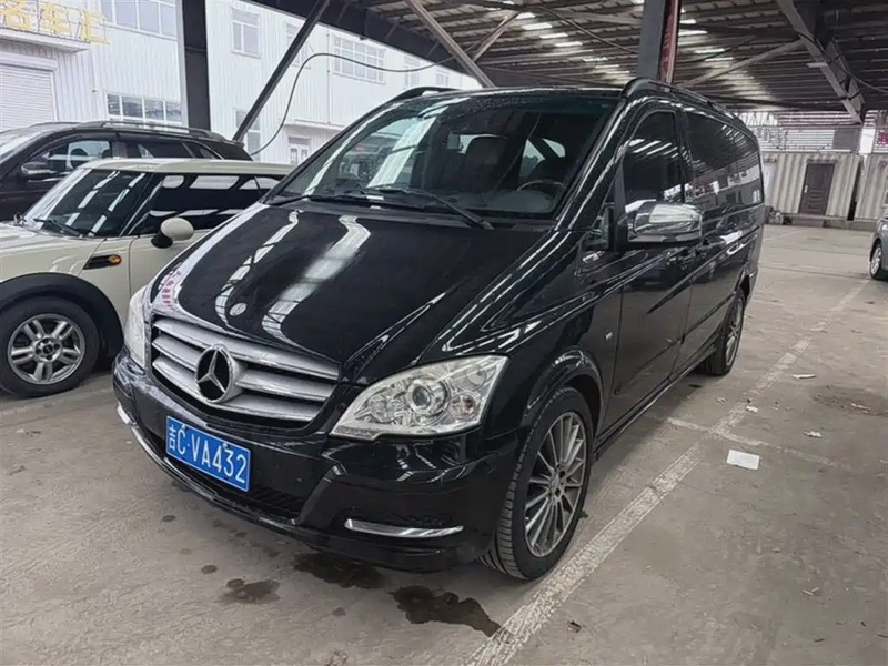 Mercedes-Benz Viano