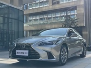 Lexus ES 2025