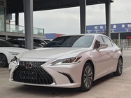 Lexus ES 2023