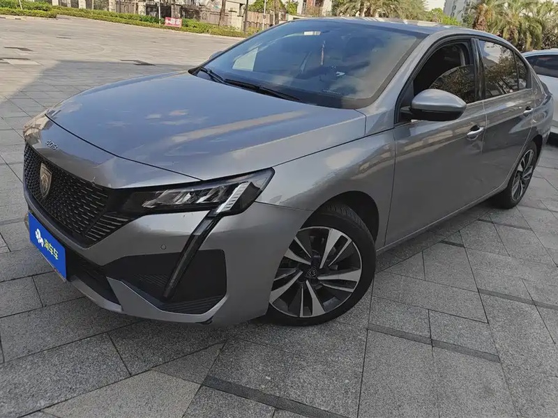 Peugeot 408