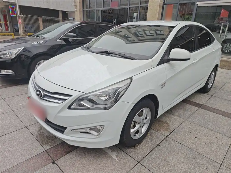 Hyundai Verna