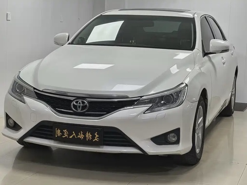 Toyota Reiz 2016