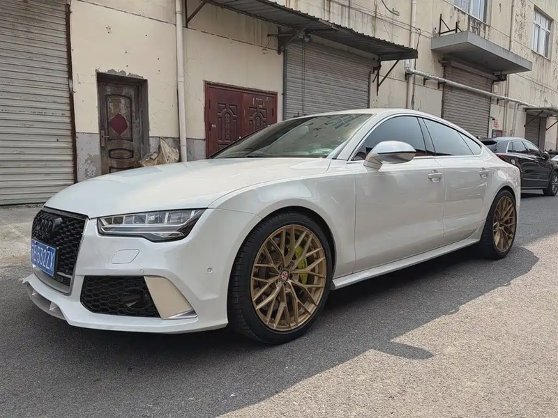 Audi S7