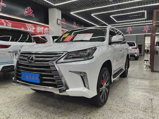 Lexus LX 2017