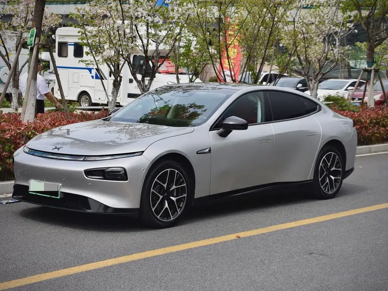 XPeng P7