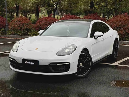 Porsche Panamera 2023
