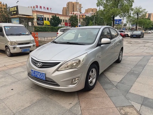 Hyundai Verna 2013