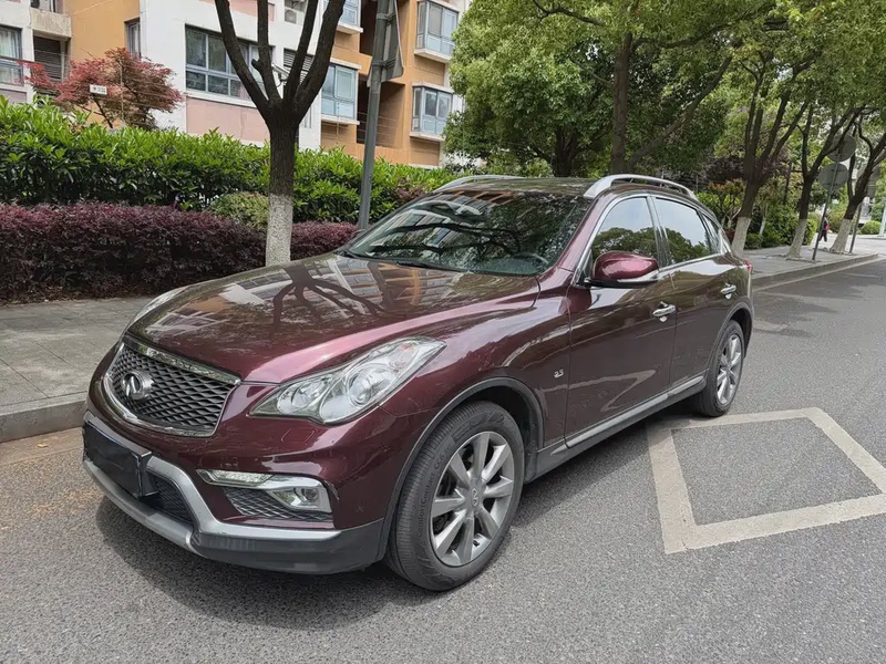 Infiniti QX50