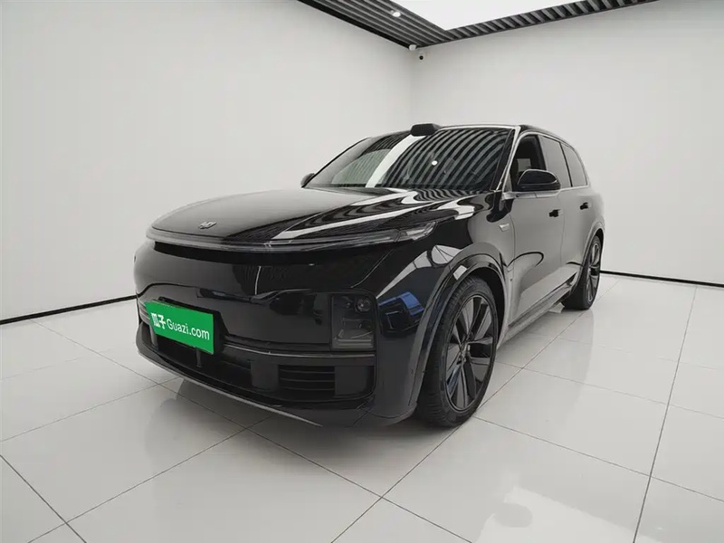 Li Auto L8