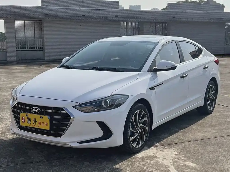 Hyundai Elantra