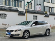Volvo V60 2015