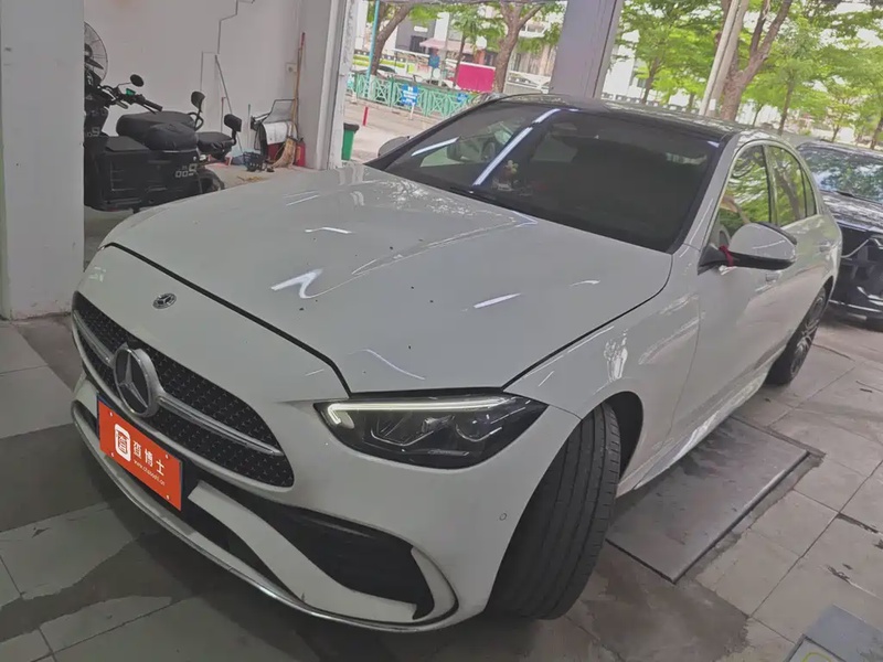 Mercedes-Benz C-Class