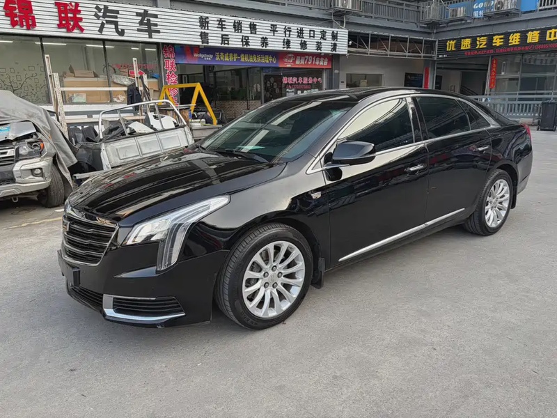 Cadillac XTS