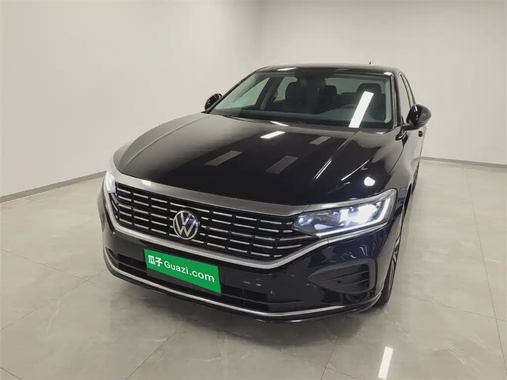 Volkswagen Passat 2025