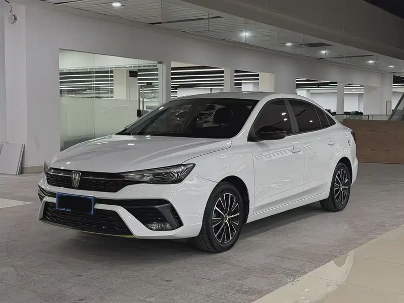 Roewe i5